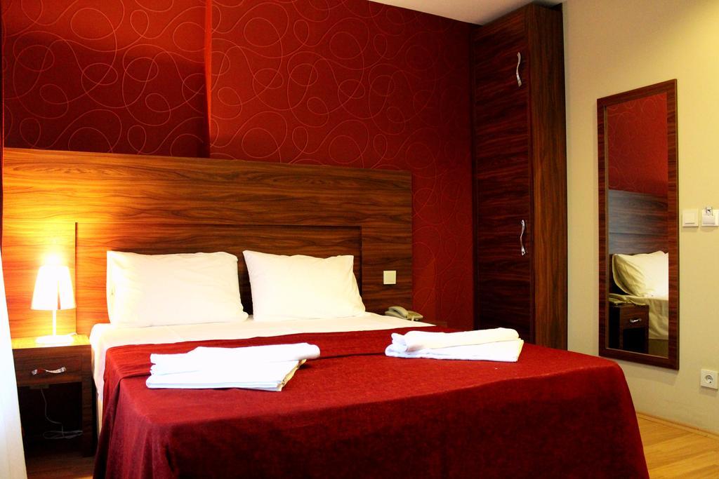 Somya Hotel Gebze Habitación foto